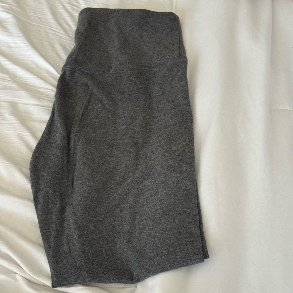 Grey leggings